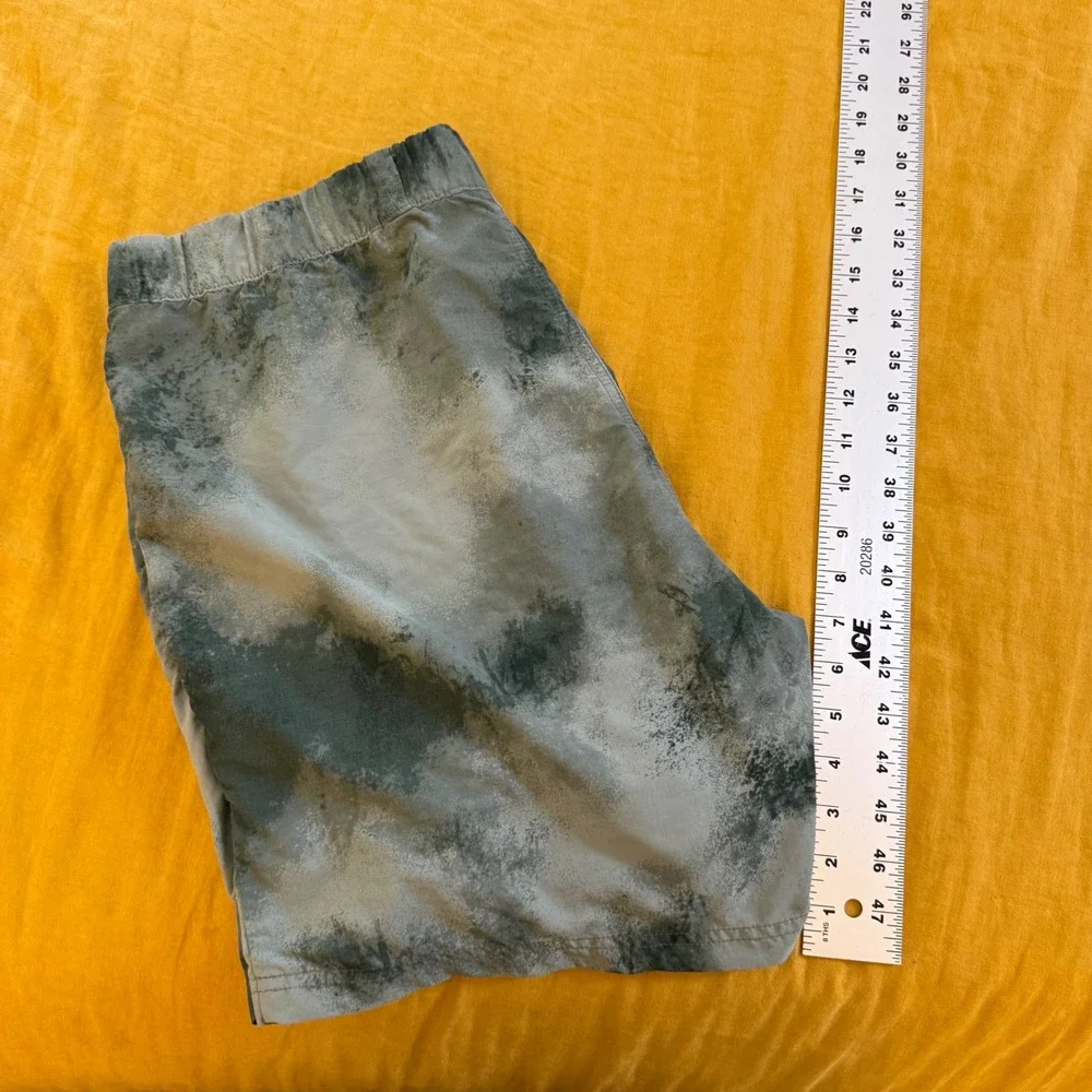 REI Co-op Mens Hiking Shorts Green Grey Tie Dye Ripstop Large Outdoor Trail